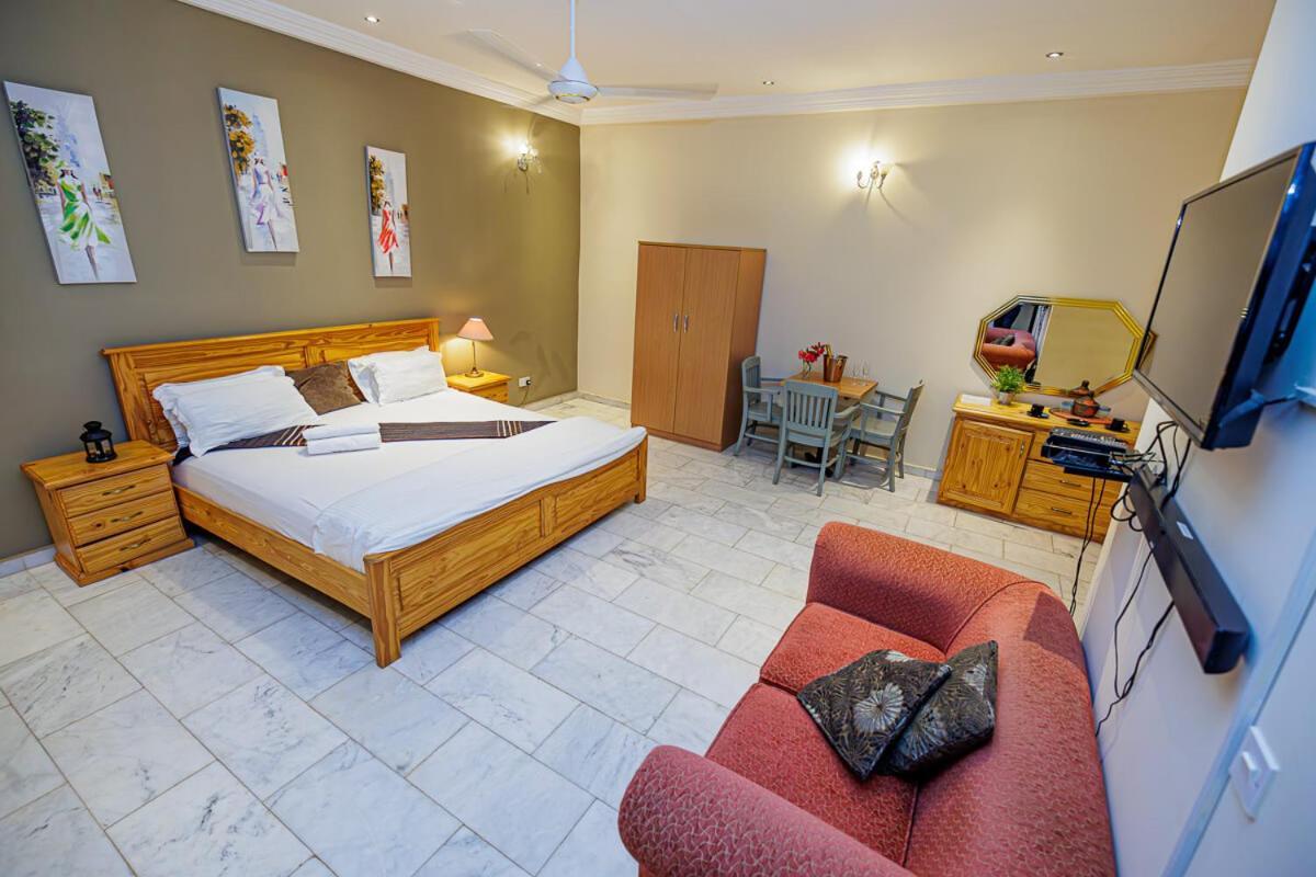 Ocean Villa Heights Brufut Luaran gambar