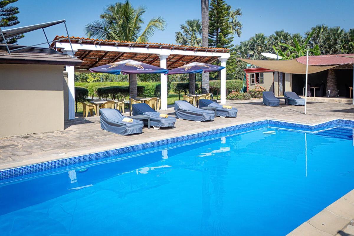 Ocean Villa Heights Brufut Luaran gambar