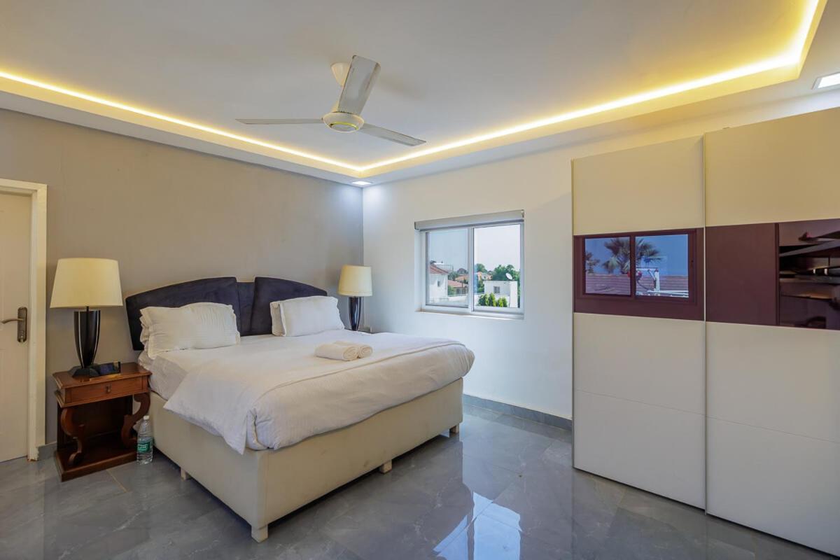 Ocean Villa Heights Brufut Luaran gambar