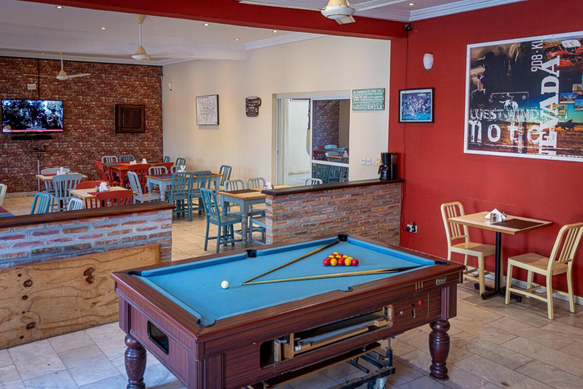 Ocean Villa Heights Brufut Luaran gambar