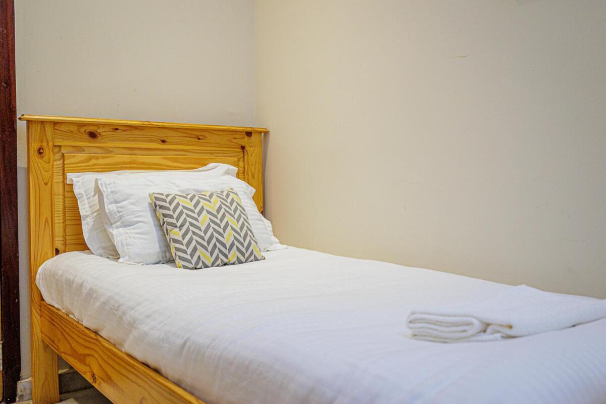 Ocean Villa Heights Brufut Luaran gambar
